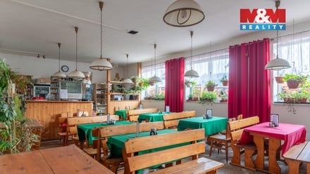 Prodej restaurace 160 m², Zbytiny