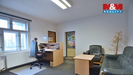 Pronájem obchodního prostoru 2 357 m², Mělník