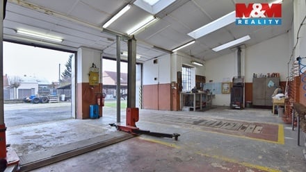 Pronájem obchodního prostoru 2 357 m², Mělník