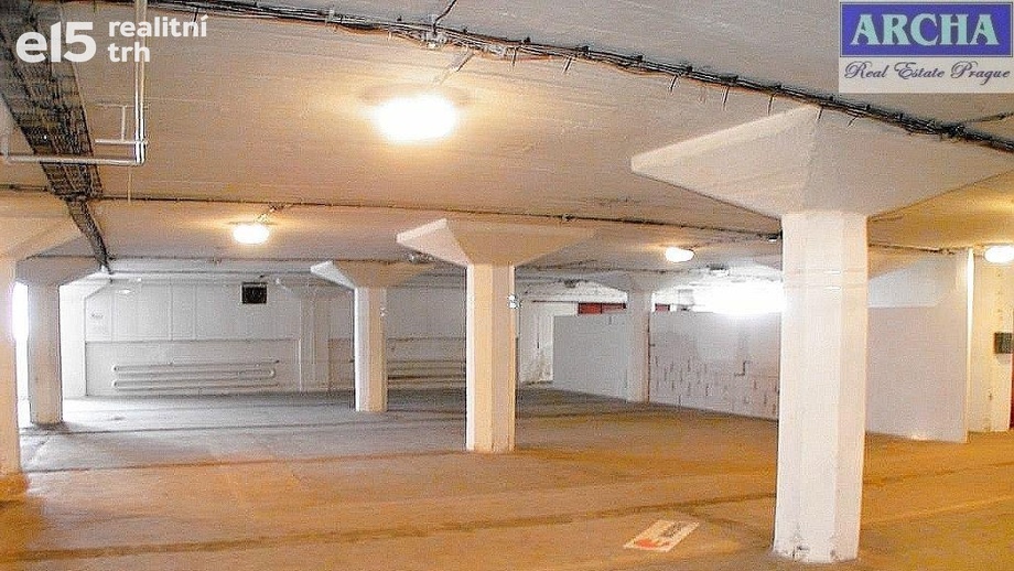 Pronájem skladu 405 m², Praha 7, Holešovice
