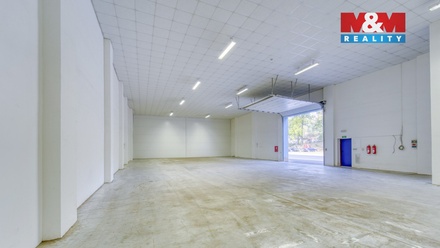 Pronájem skladu 398 m², Osek