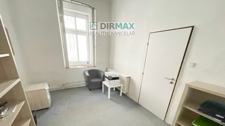 Pronájem kanceláře 58 m², Plzeň 3