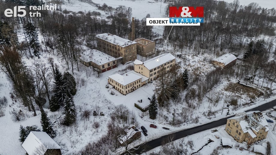 Prodej komerční nemovitosti 1 605 m², Krásná Lípa