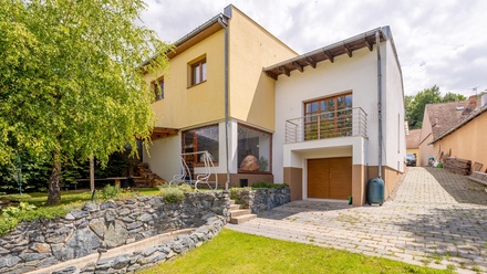 Prodej rodinného domu 244 m², Blučina