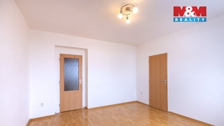 Prodej bytu 3+1 65 m², Slavětín