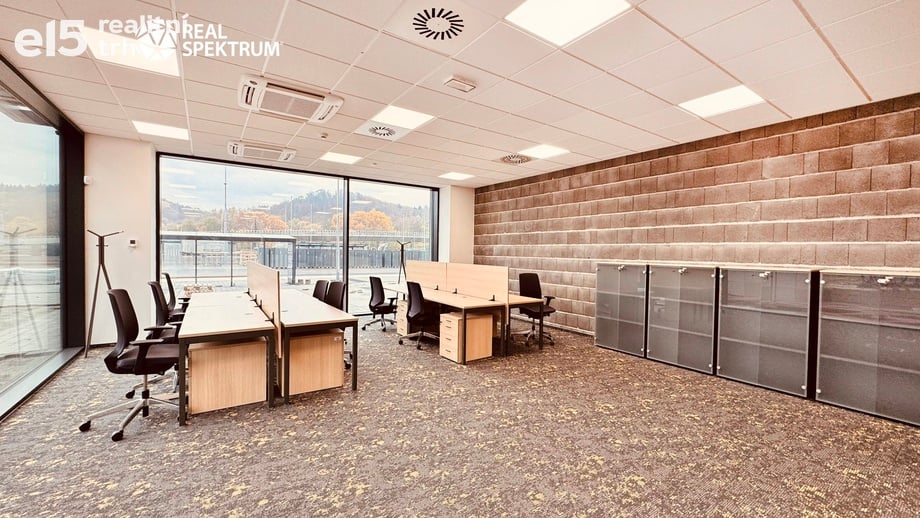 Pronájem kanceláře 297 m², Brno - Pisárky