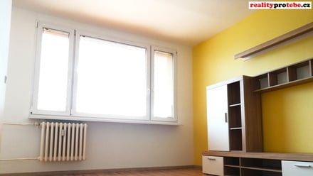 Pronájem bytu 1+1 27 m², Kladno - Kročehlavy