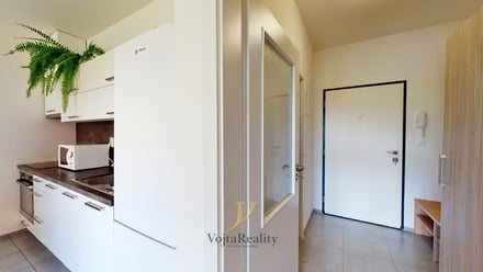 Pronájem bytu 1+kk 35 m², Olomouc - Neředín