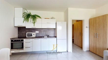 Pronájem bytu 1+kk 35 m², Olomouc - Neředín