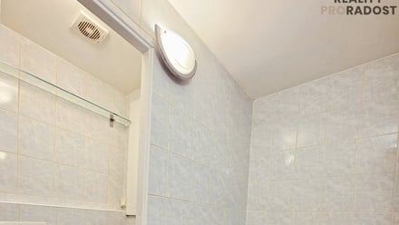 Pronájem bytu 1+kk 30 m², Brno-Starý Lískovec