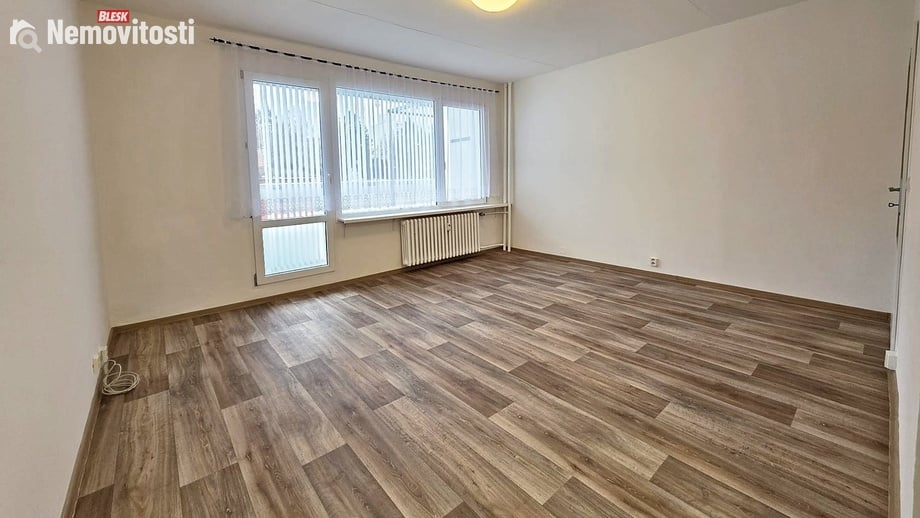 Pronájem bytu 1+kk 30 m², Brno-Starý Lískovec