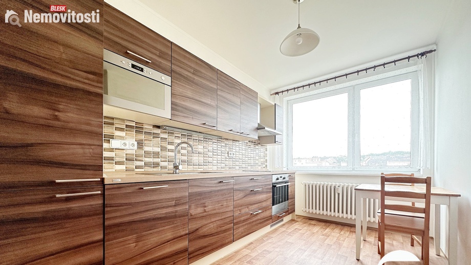 Pronájem bytu 2+kk 38 m², Praha - Řepy