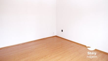 Pronájem bytu 1+1 32 m², Kladno