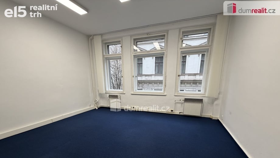 Pronájem kanceláře 143 m², Praha 1