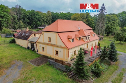 Prodej chalupy 689 m², Žihle
