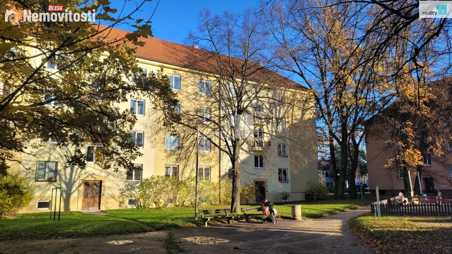 Prodej bytu 2+1 53 m², Praha 6