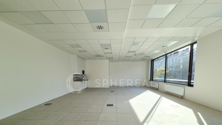 Pronájem kanceláře 900 m², Brno