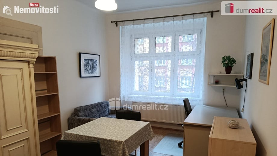 Pronájem bytu 1+kk 35 m², Praha 7