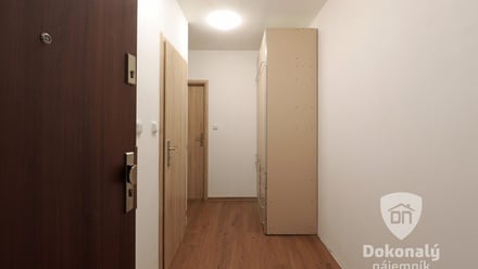 Pronájem bytu 2+kk 39 m², Kladno - Kročehlavy