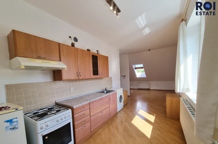 Pronájem bytu 2+kk 46 m², Brno - Maloměřice