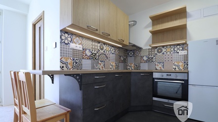 Pronájem bytu 1+kk 25 m², Praha - Košíře