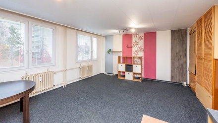 Pronájem bytu 1+kk 36 m², Praha 17