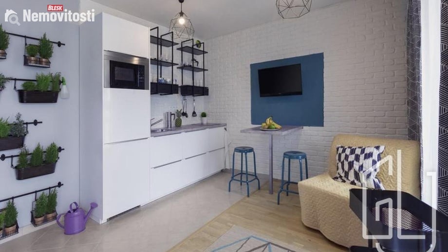 Pronájem bytu 1+kk 30 m², Praha 3, Žižkov