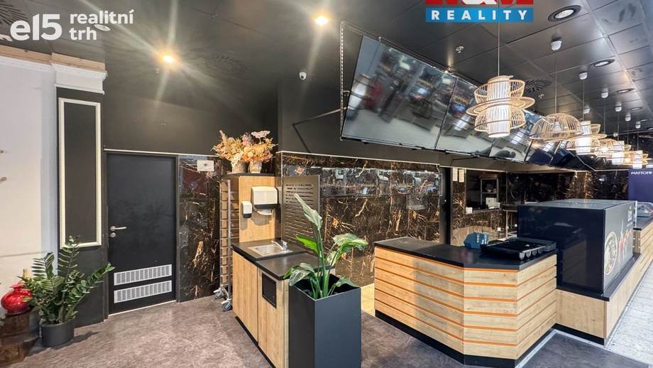 Pronájem restaurace 185 m², Praha 13