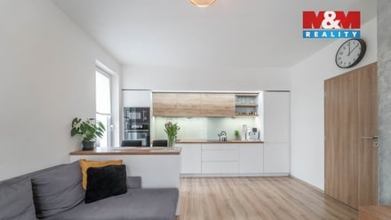 Prodej bytu 3+kk 69 m², Praha 14