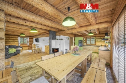 Prodej rodinného domu 190 m², Červená Voda