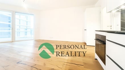 Prodej bytu 1+kk 43 m², Praha - Strašnice