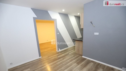 Pronájem bytu 2+kk 56 m², Karlovy Vary