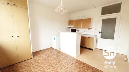 Pronájem bytu 1+1 35 m², Praha - Hostivař