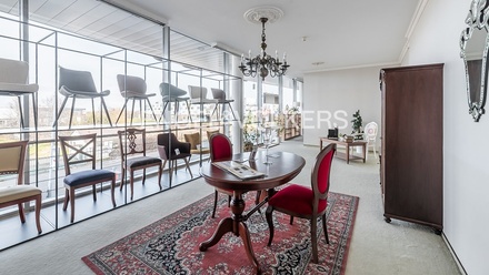 Pronájem obchodního prostoru 171 m², Průhonice