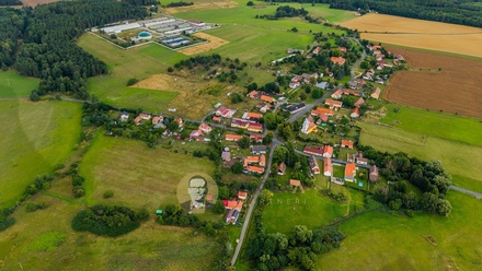 Prodej komerční nemovitosti 550 m², Velká Chmelištná
