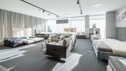 Pronájem obchodního prostoru 171 m², Průhonice