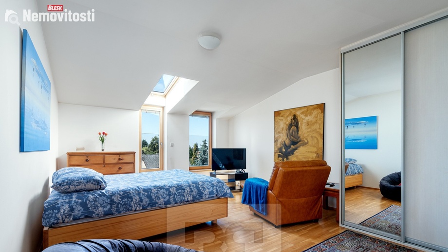 Prodej bytu 4+kk 126 m², Průhonice