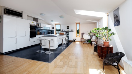 Prodej bytu 4+kk 135 m², Průhonice