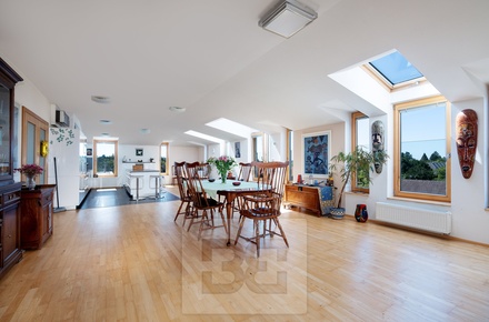 Prodej bytu 4+kk 135 m², Průhonice