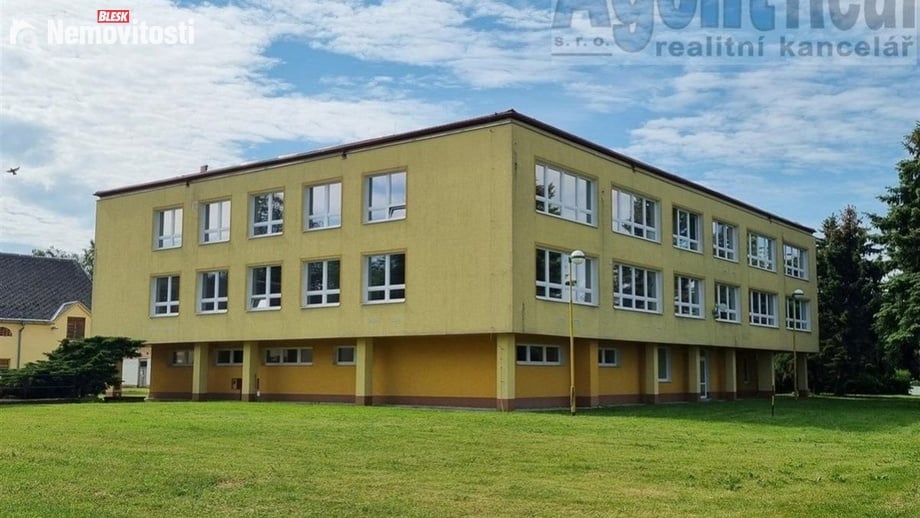 Pronájem kanceláře 1 m², Rapotín