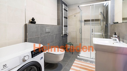 Pronájem bytu 2+kk 53 m², Praha - Holešovice