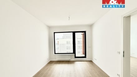 Pronájem bytu 2+kk 61 m², Praha 18
