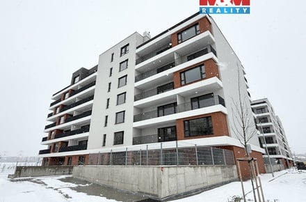 Pronájem bytu 2+kk 61 m², Praha 18
