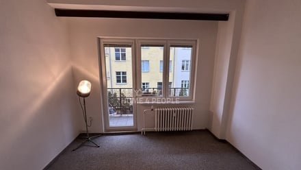 Pronájem bytu 1+1 37 m², Praha 7
