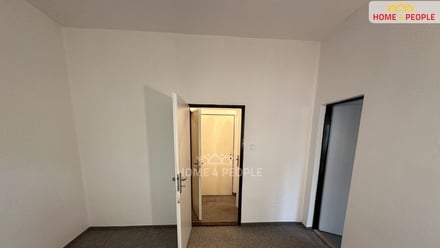 Pronájem bytu 1+1 37 m², Praha 7