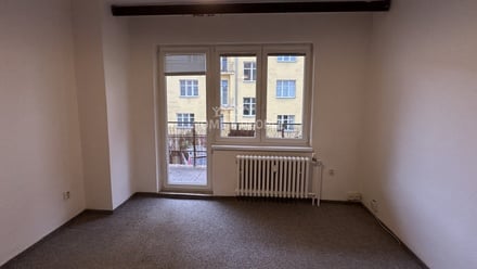 Pronájem bytu 1+1 37 m², Praha 7