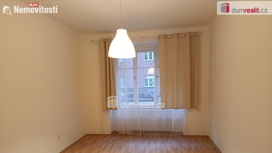 Pronájem bytu 1+kk 25 m², Praha 10