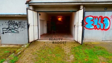 Pronájem garáže 18 m², Znojmo