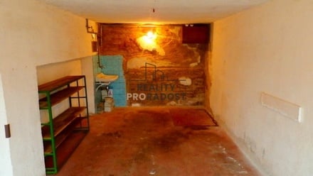 Pronájem garáže 18 m², Znojmo