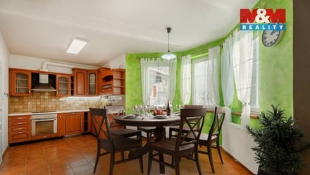 Prodej rodinného domu 271 m², Jeřmanice